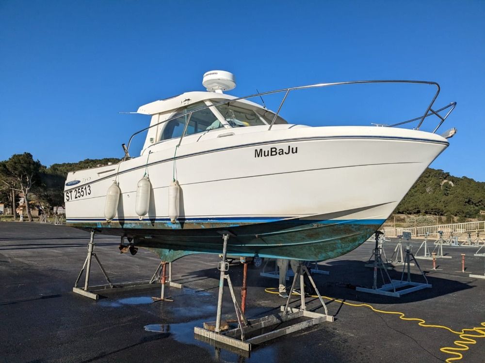 slider 5 Beneteau Antares 710